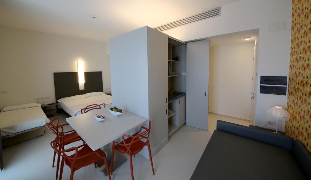 Hotel Cristallo Senigallia Ruang foto
