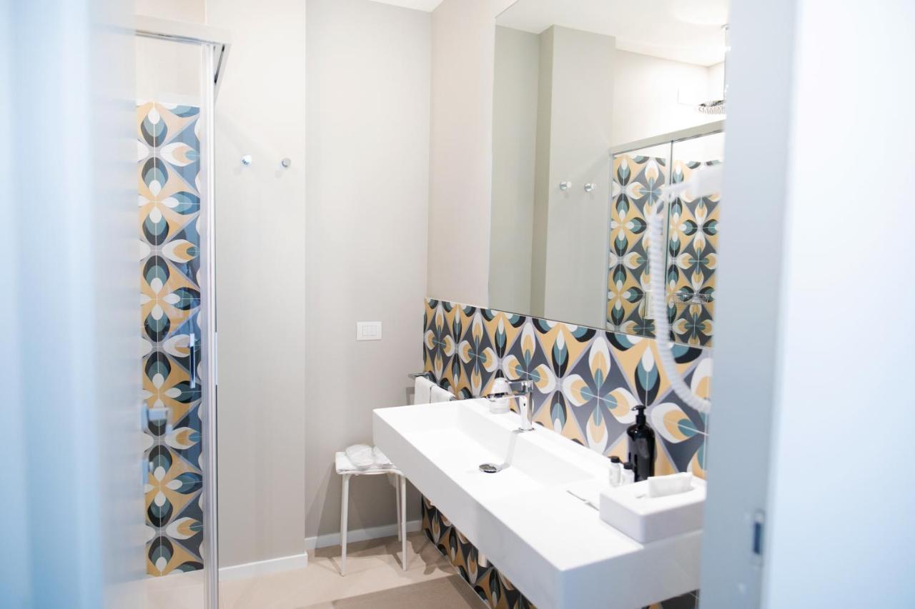 Hotel Cristallo Senigallia Bagian luar foto
