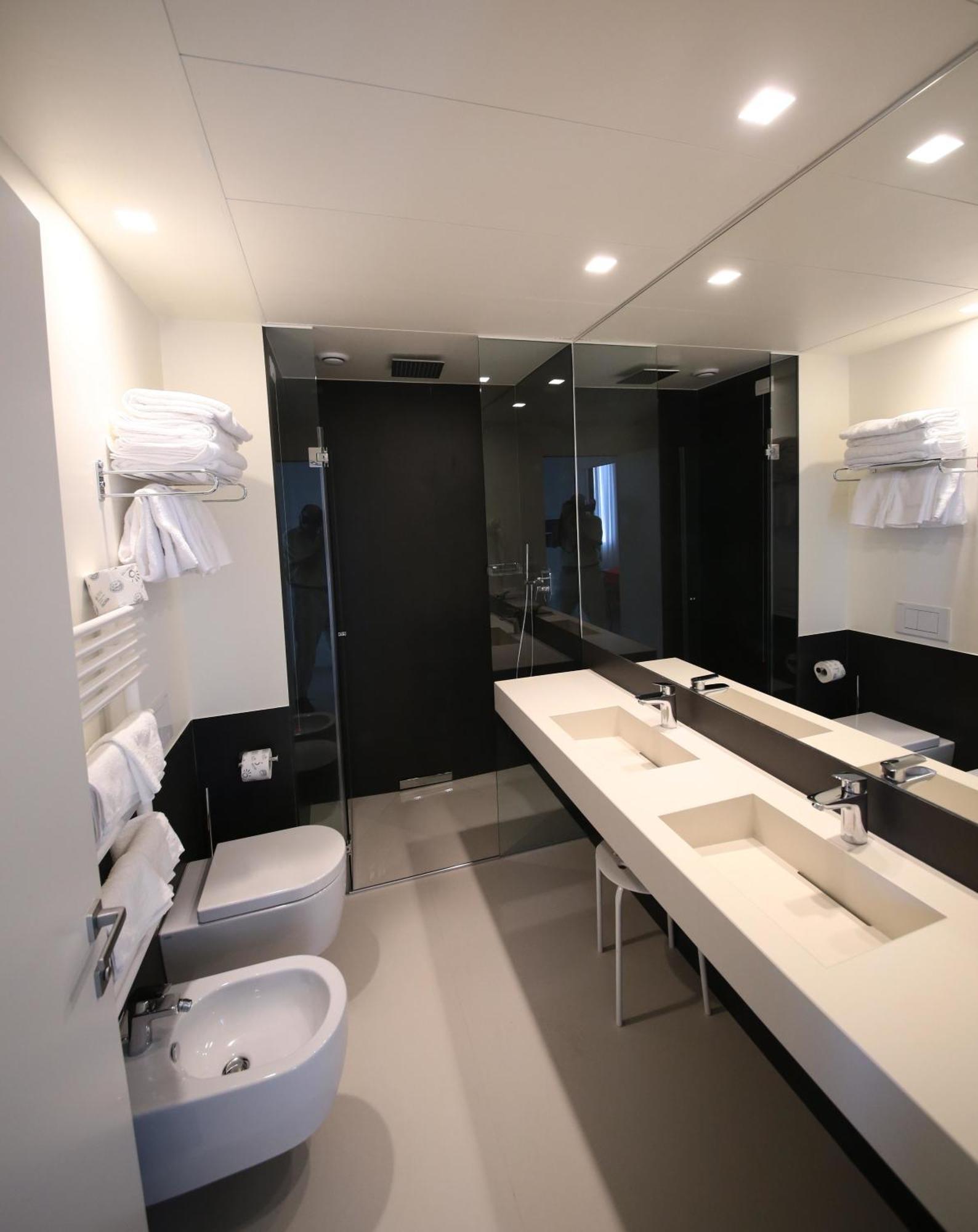 Hotel Cristallo Senigallia Ruang foto