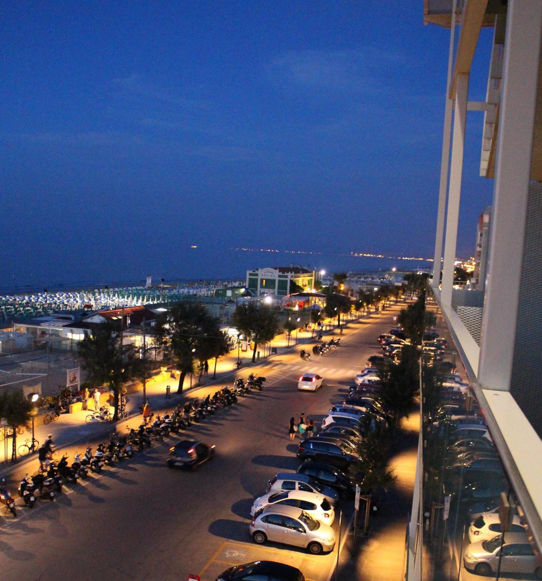 Hotel Cristallo Senigallia Ruang foto